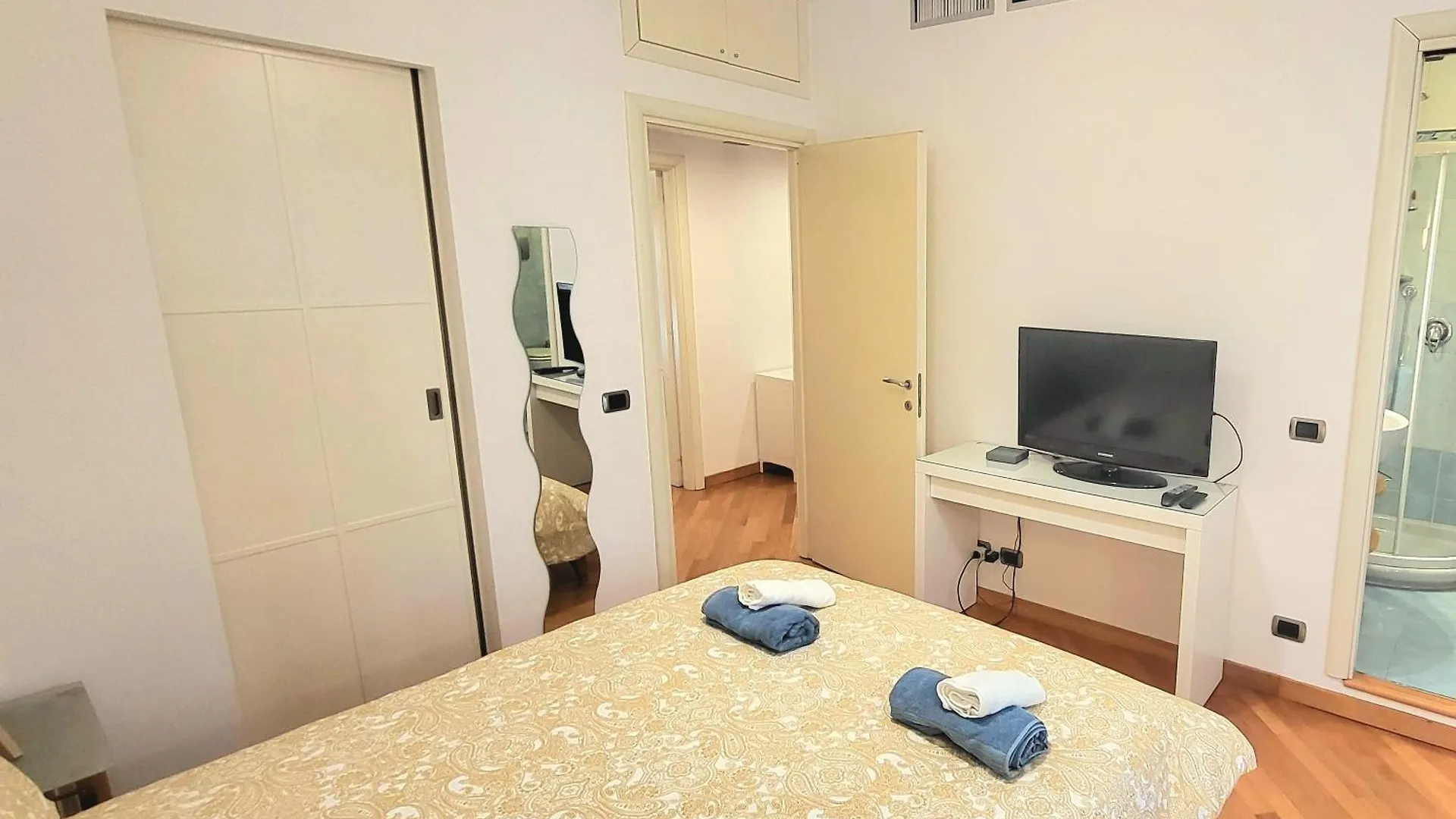 Lux Retreat 3Room Near Fashion District Wifi&Netflx Milano Italien