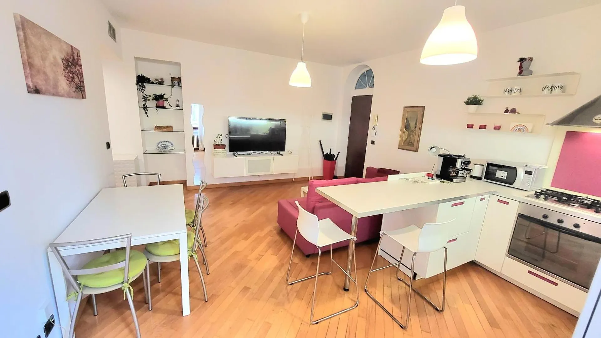 Lux Retreat 3Room Near Fashion District Wifi&Netflx Milano