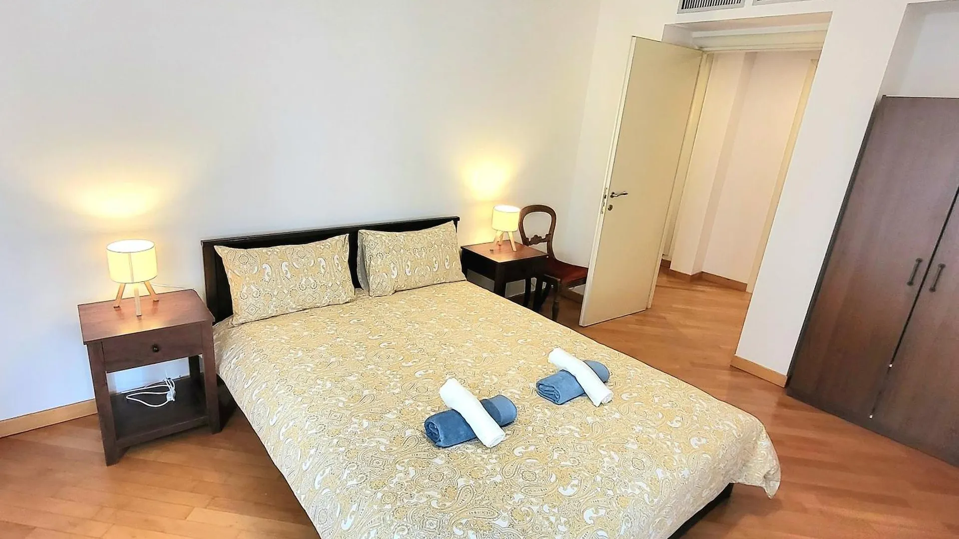 Lux Retreat 3Room Near Fashion District Wifi&Netflx Milano Italien